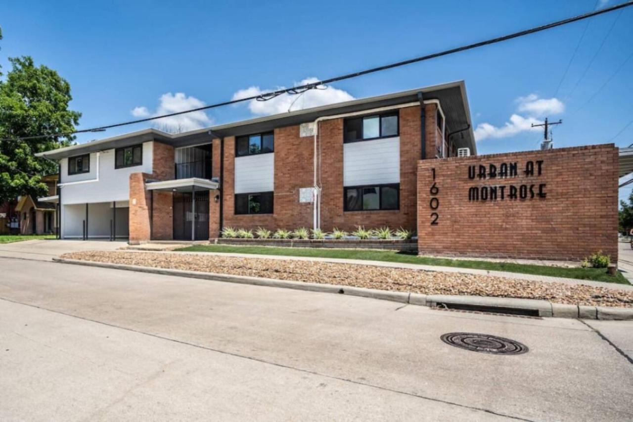 Roomy Urban Apartment Montrose! Free Parking #3 Хьюстон Экстерьер фото