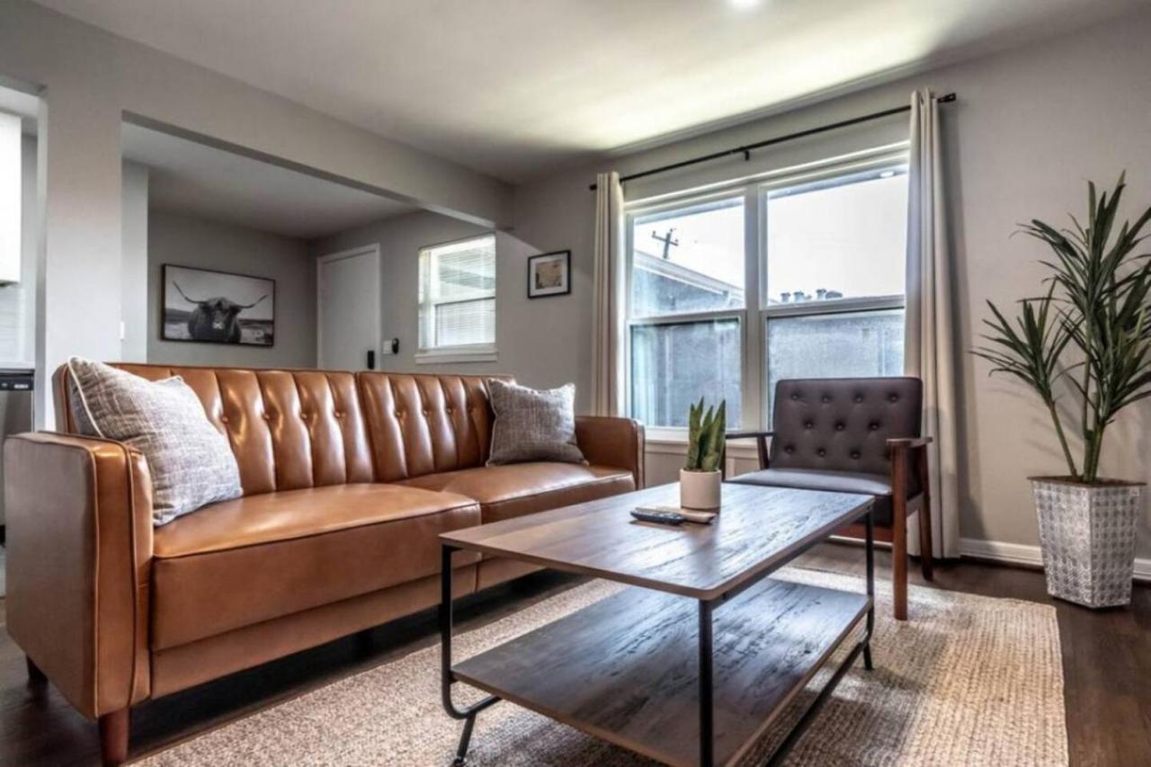 Roomy Urban Apartment Montrose! Free Parking #3 Хьюстон Экстерьер фото